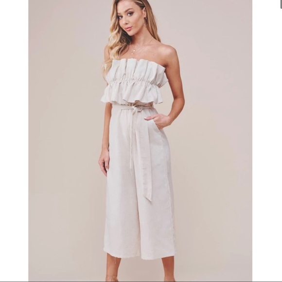 SOLD 💕NEW Saints + Secrets Strapless Linen Ruffle Cropped Jumpsuit - Picture 2 of 16